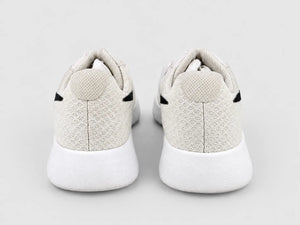 Nike Tanjun back view
