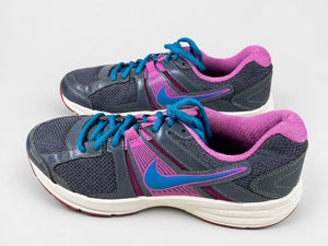 Nike Dart 9 pair other side view