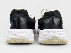 Nike Revolution 6 back view